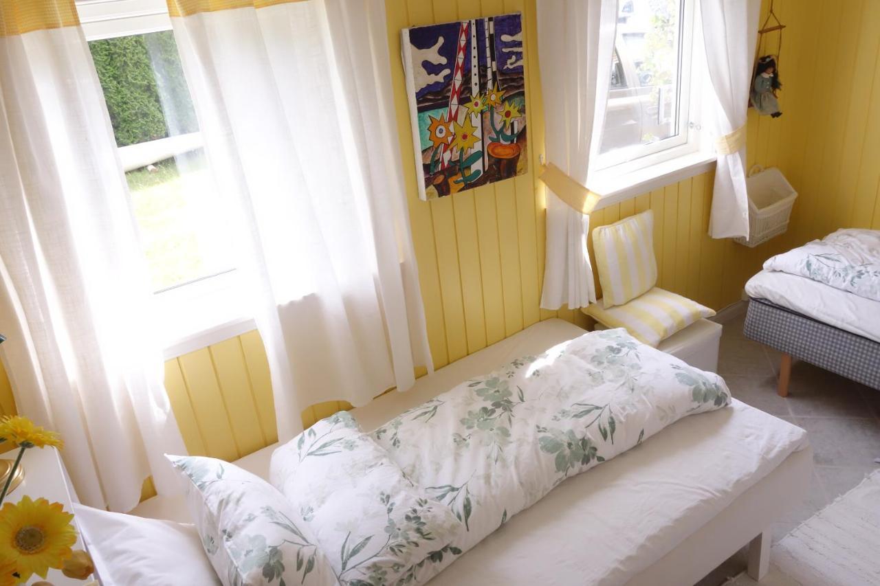 Risor Bed & Breakfast, Randvik Strand Ngoại thất bức ảnh
